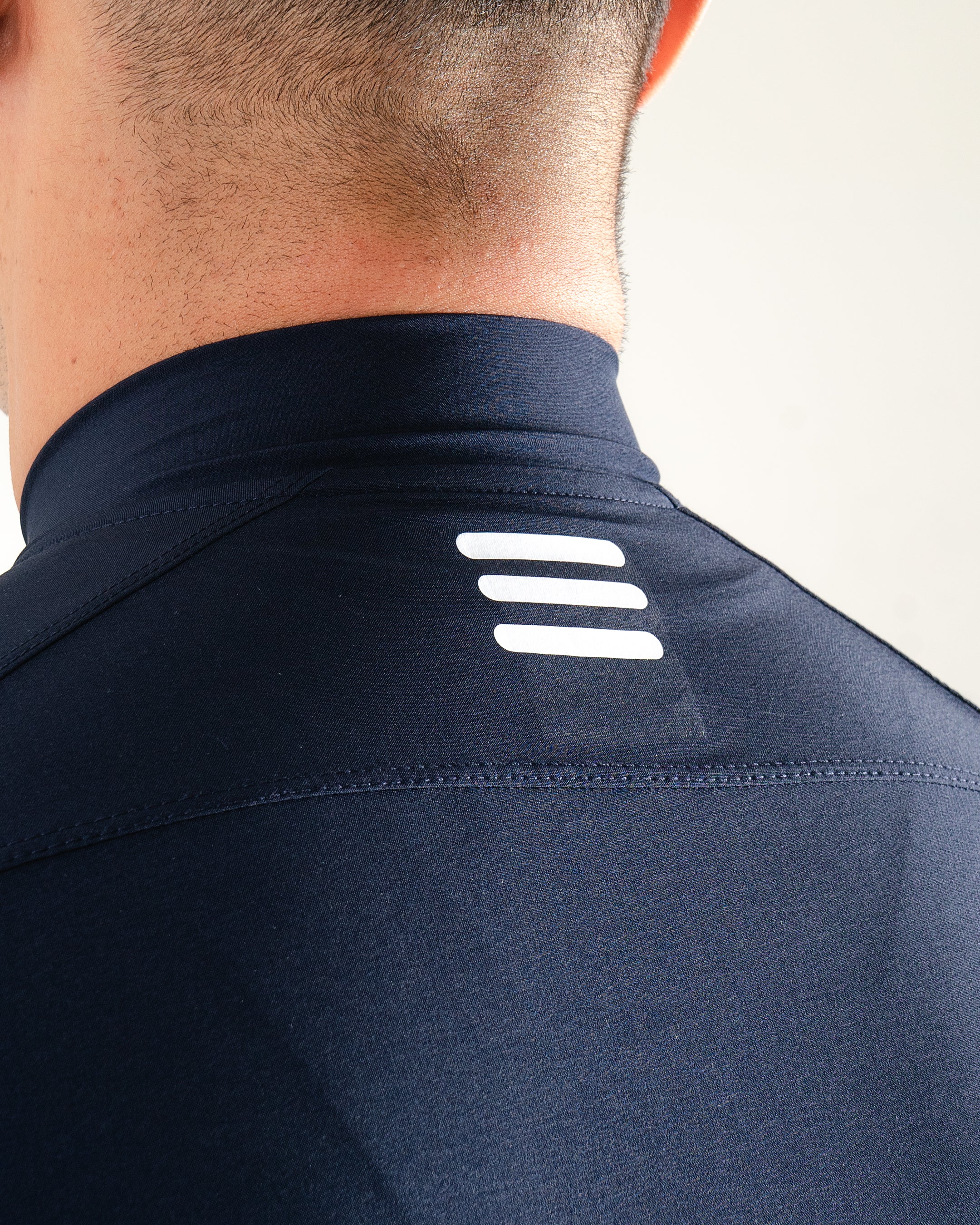CHAQUETA IMPERMEABLE REPELENTE A EL AGUA UNISEX PIENO