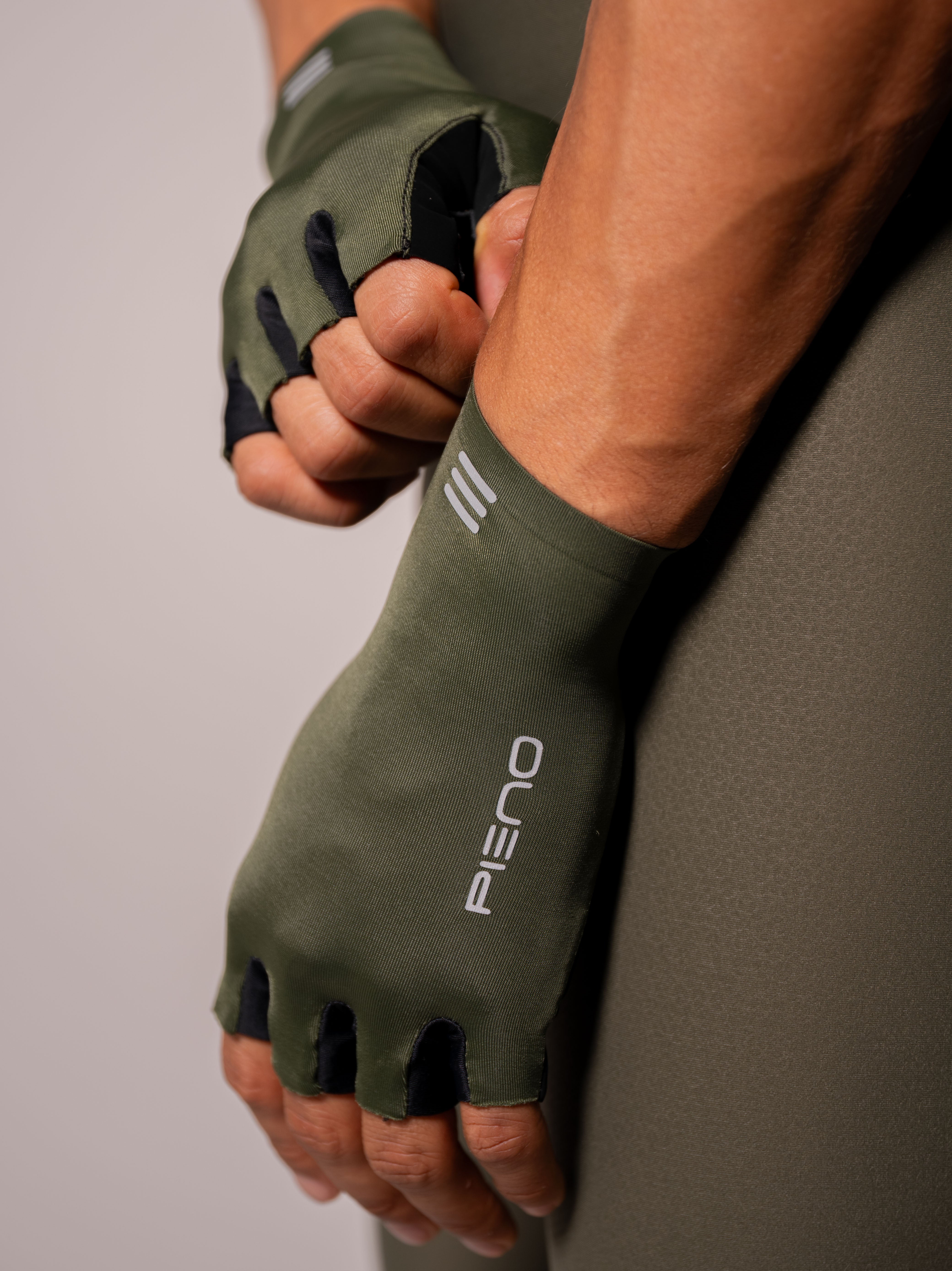 GUANTES DEDO CORTO PIENO