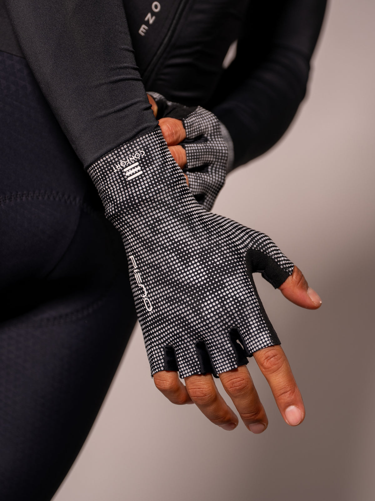 GUANTES DEDO CORTO REFLECTIVO
